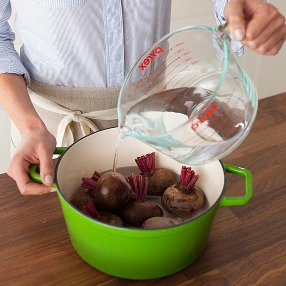 beets in dutch oven