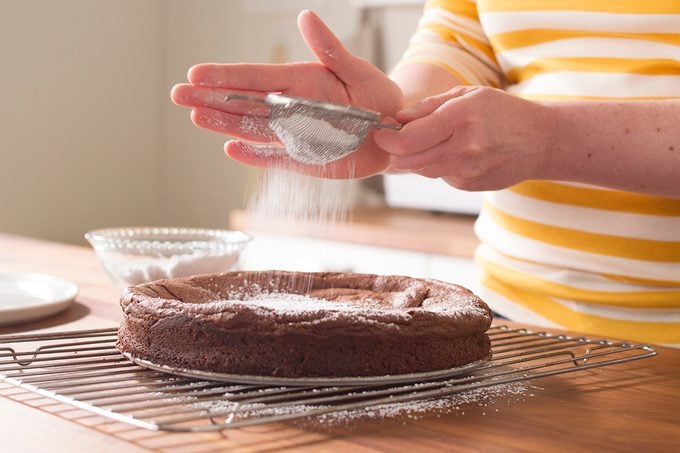Cool and Dust with Confectioners’ Sugar