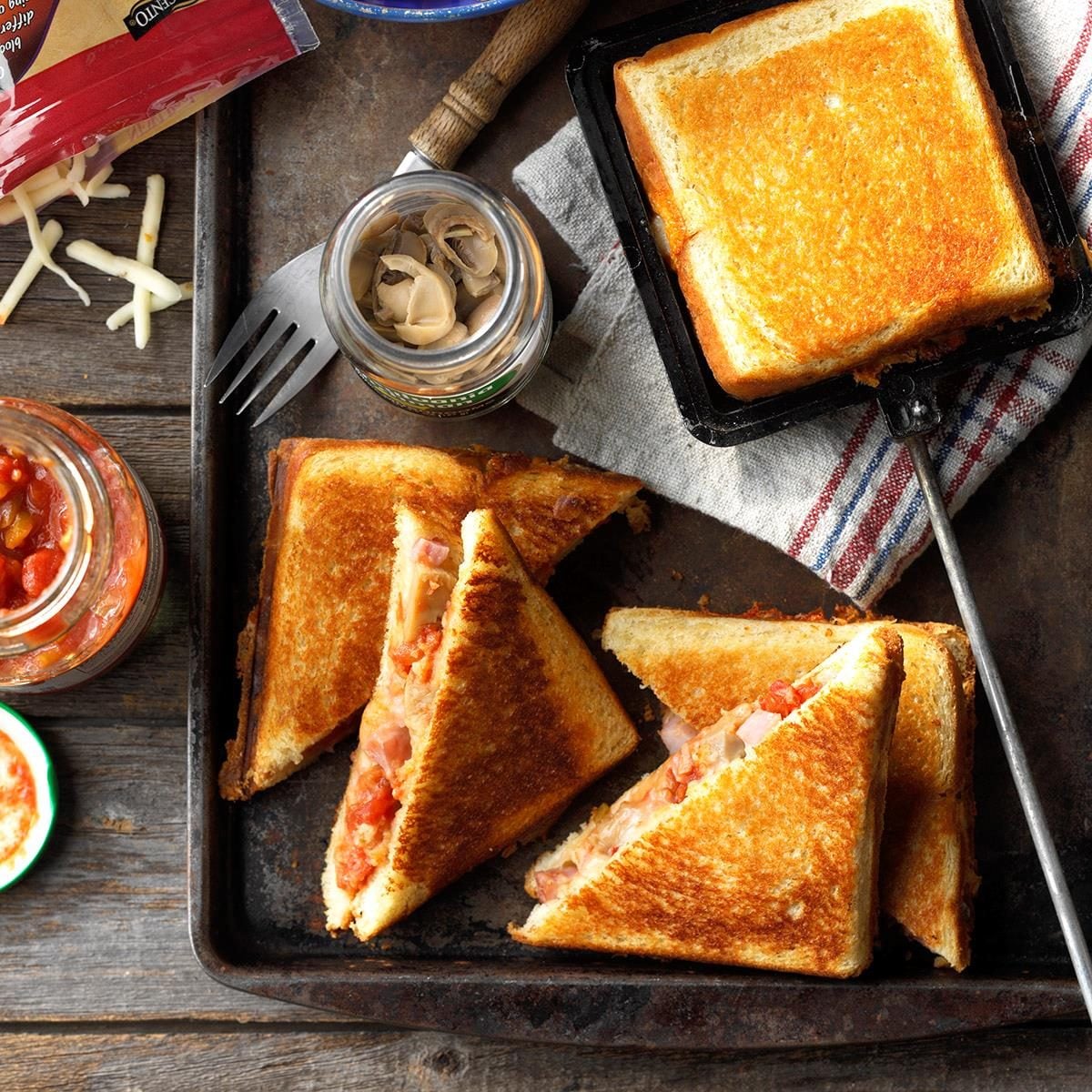 33 Easy Camping Meals You Can Actually Make Outdoors