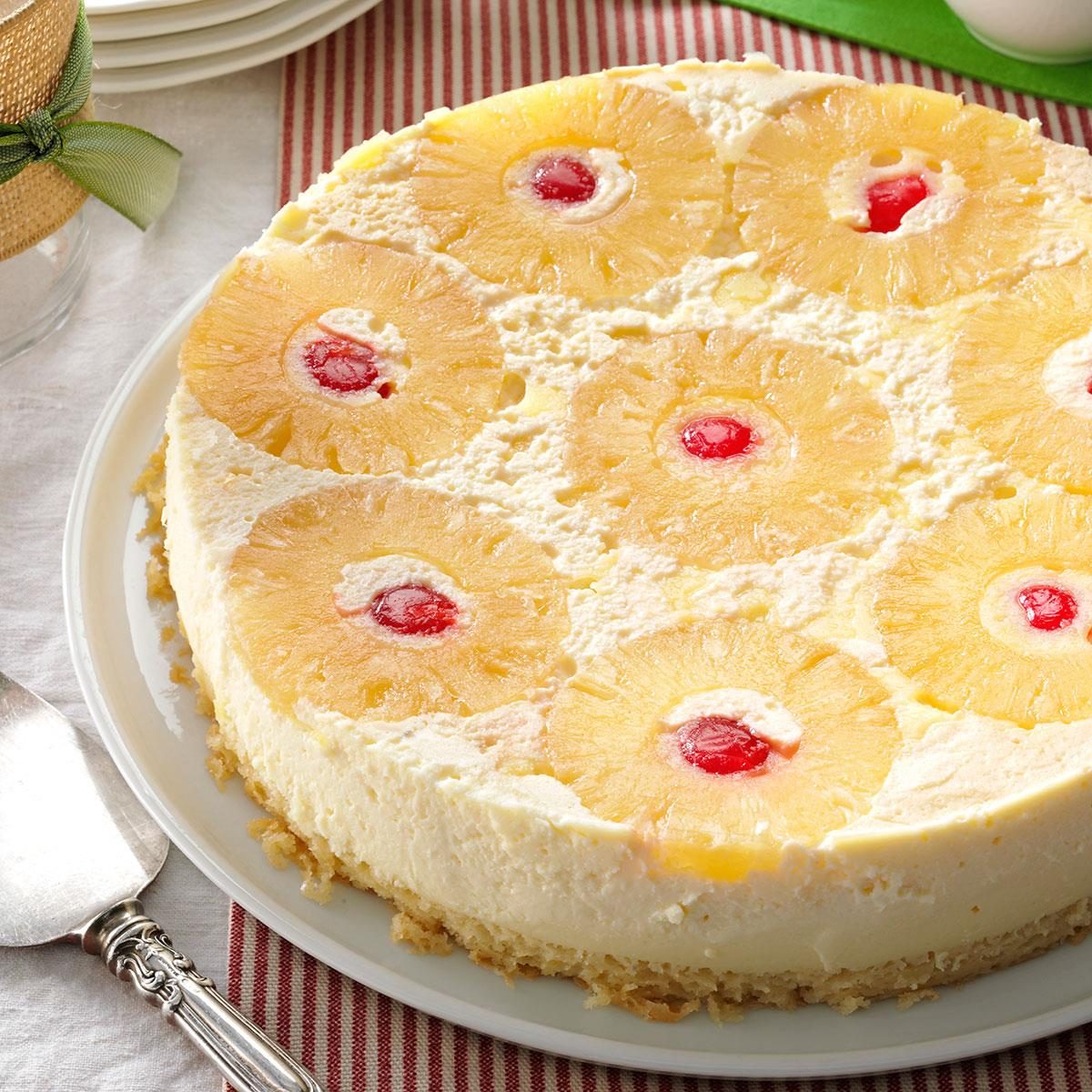 Pineapple-Cheesecake-Topped-Cake_exps128531_THCA143053D07_31_4bC_RMS
