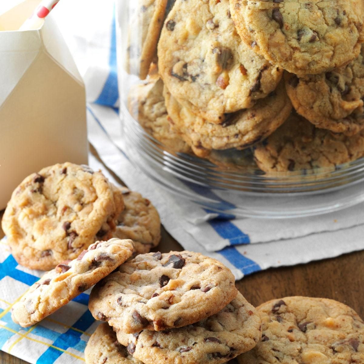 Mrs. Fields Chocolate Chip Cookies Copycat