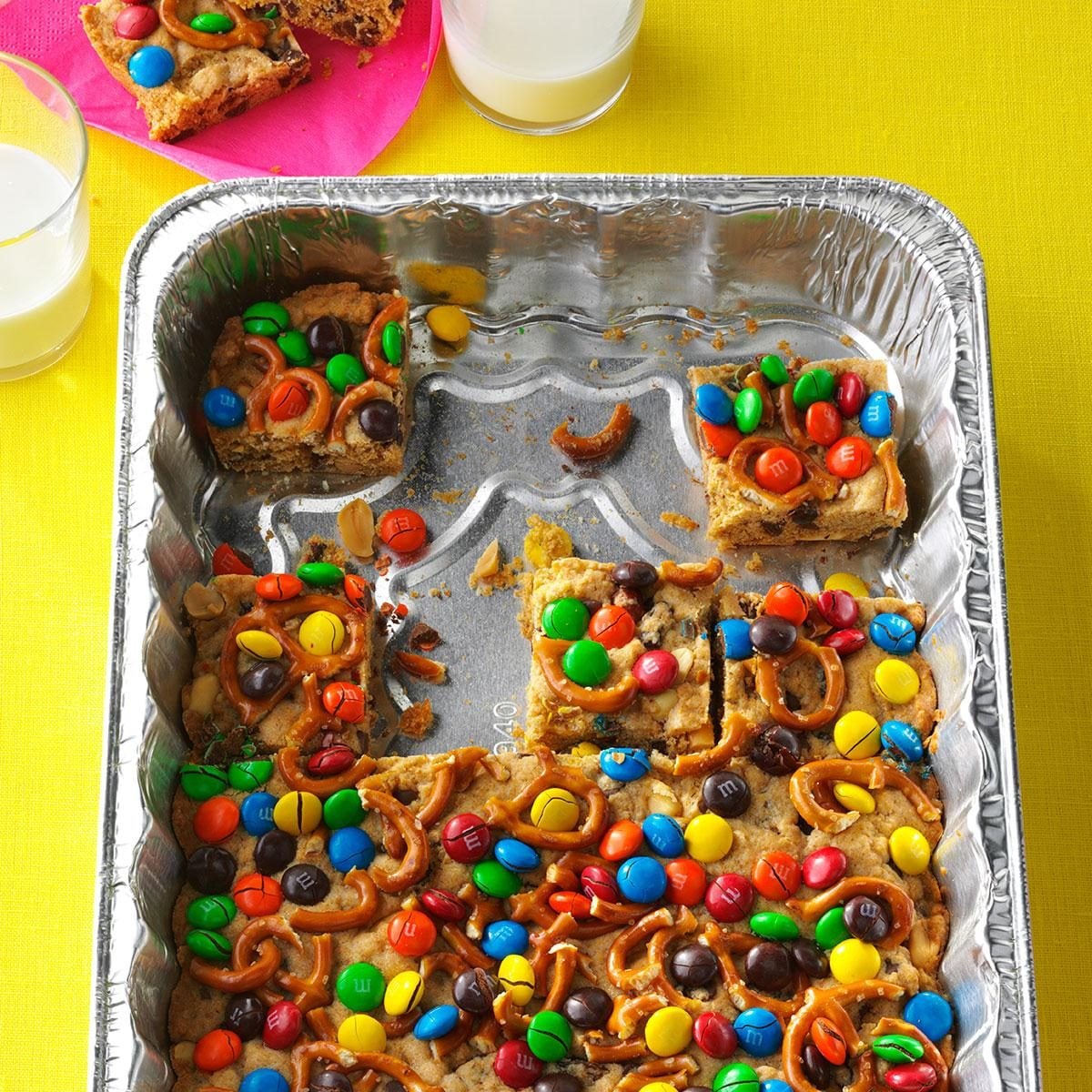 Trail Mix Blondie Bars