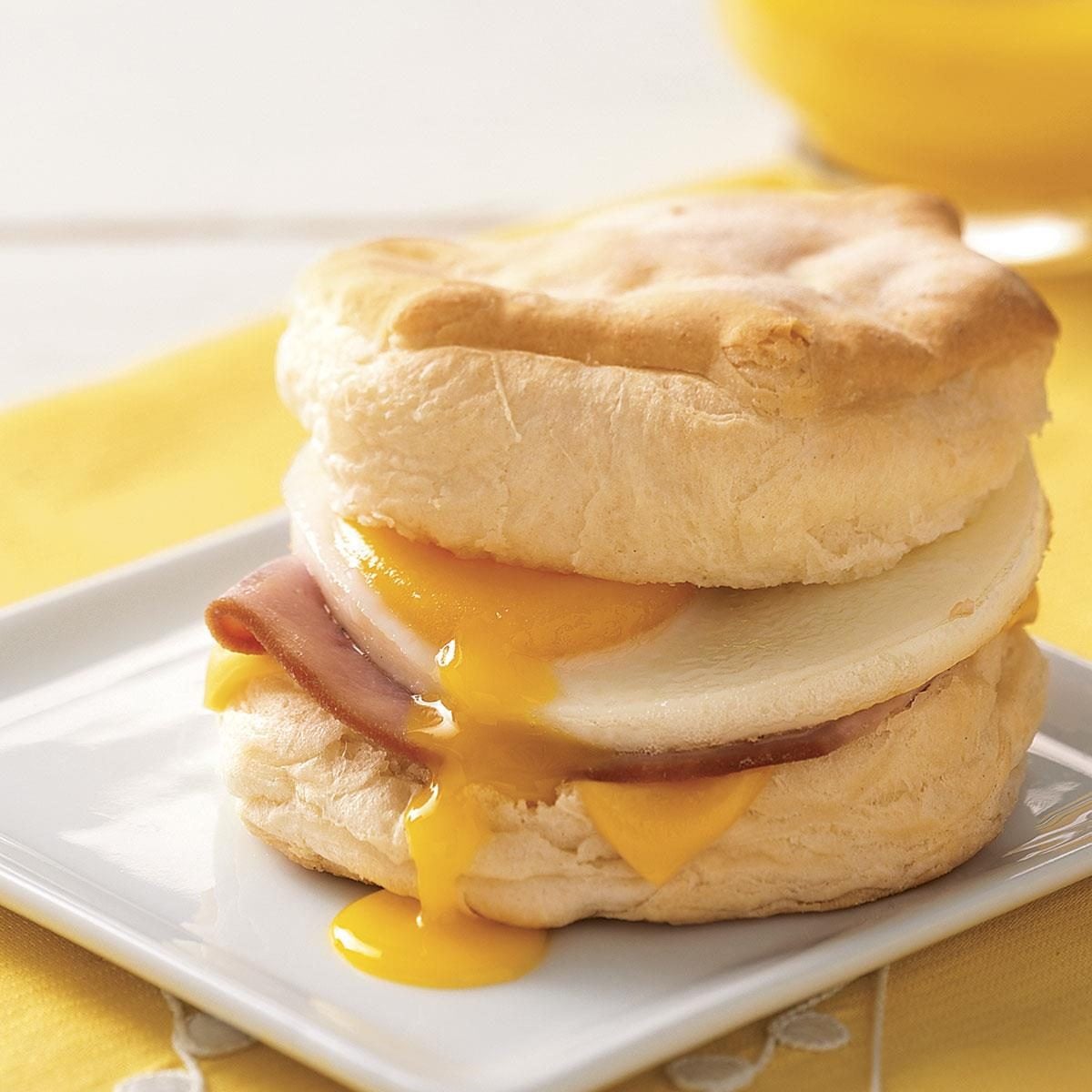Breakfast Biscuits ‘n’ Eggs