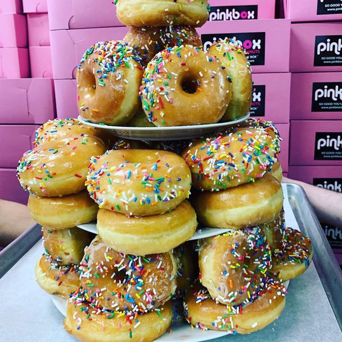 pink box donut