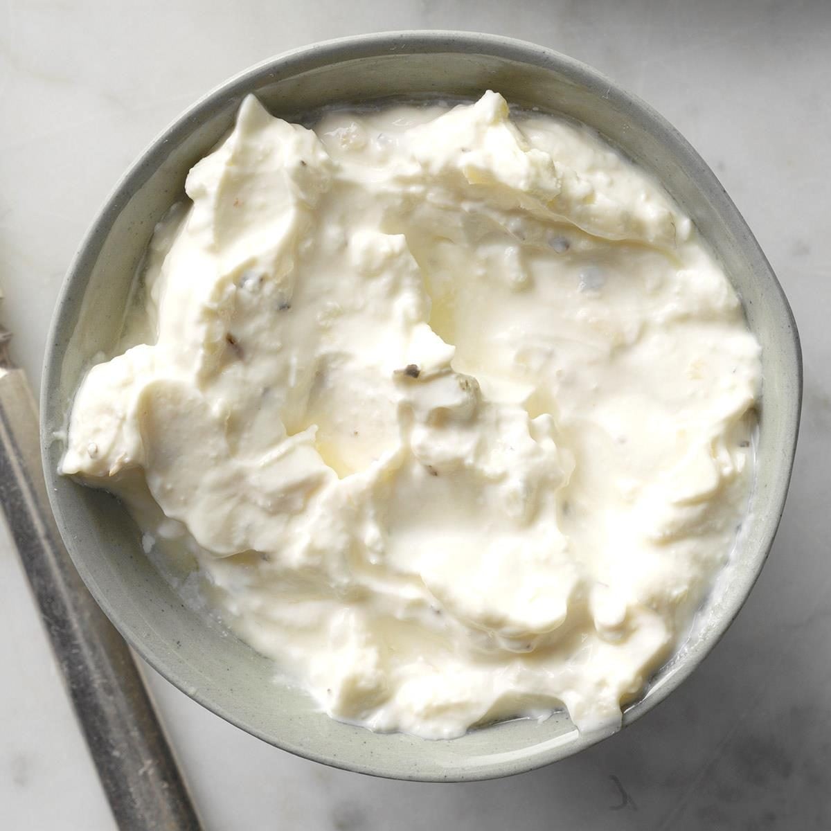 Garlic-Herb Bagel Spread