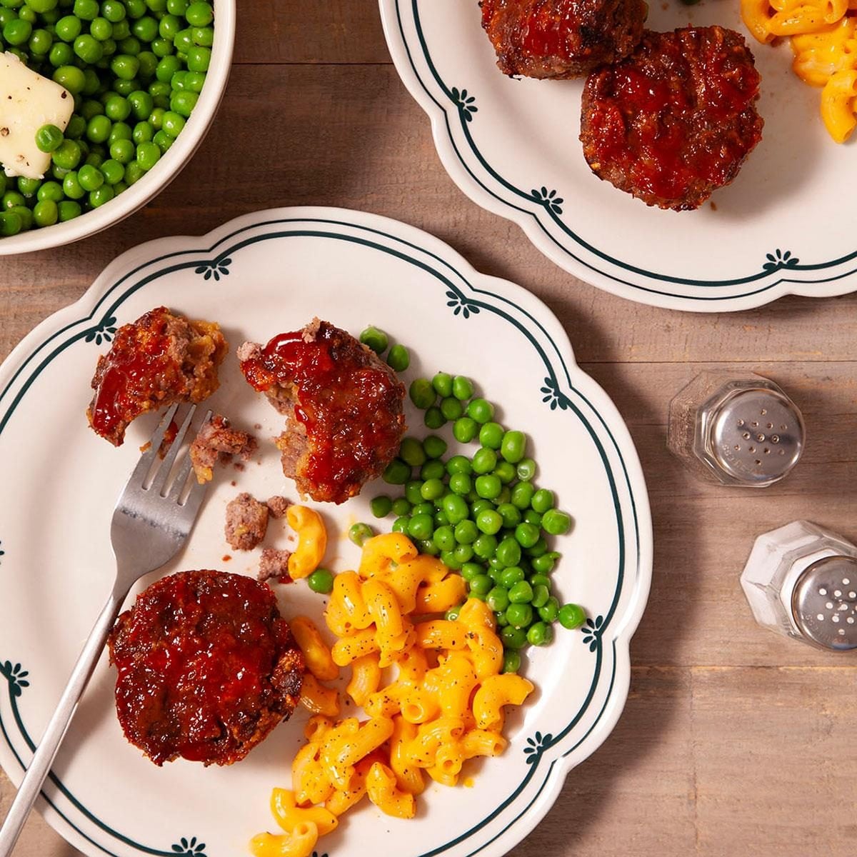 How to Make Mini Meat Loaves
