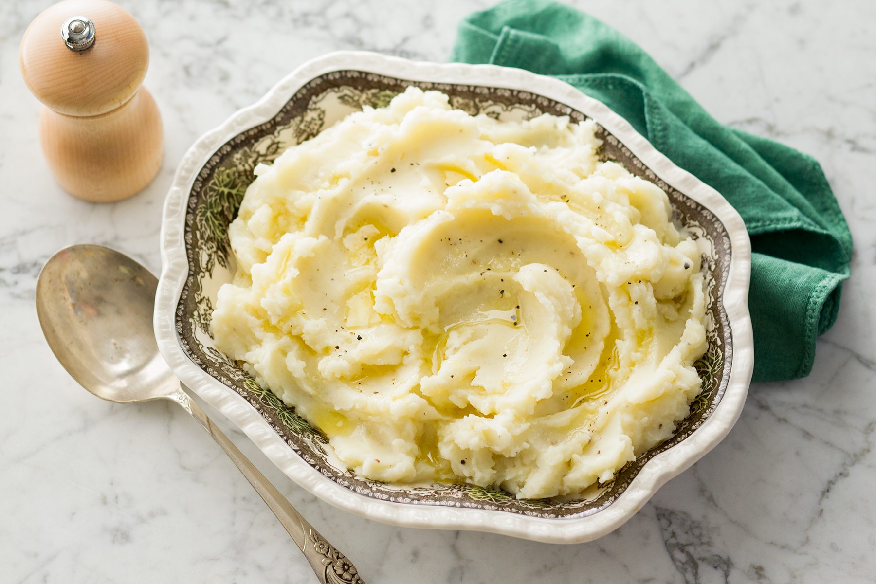 Traditional Mashed Potatoes Thn17 9899 C06 14 5b Ss Edit
