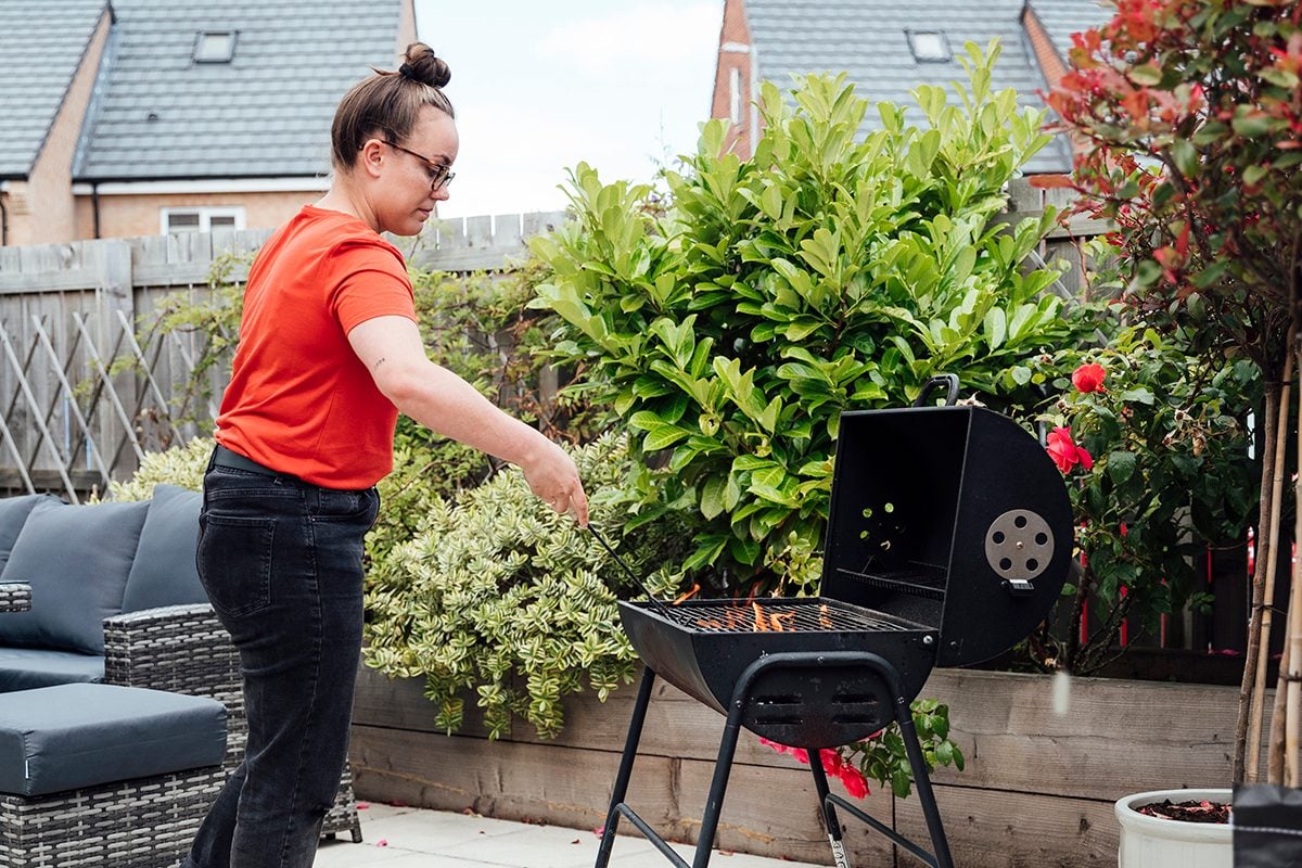 Lighting A Bbq