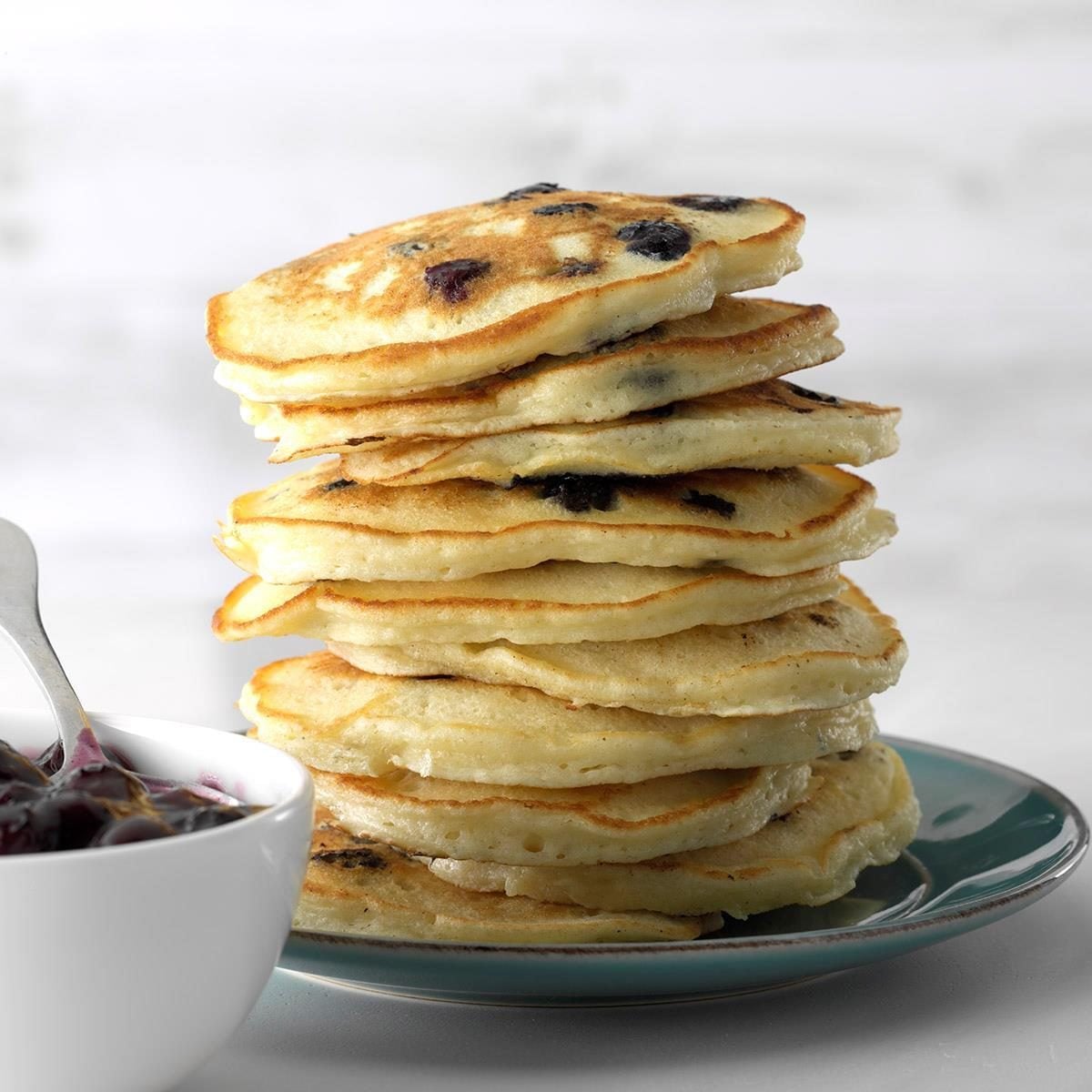 Edna Mae’s Sour Cream Pancakes