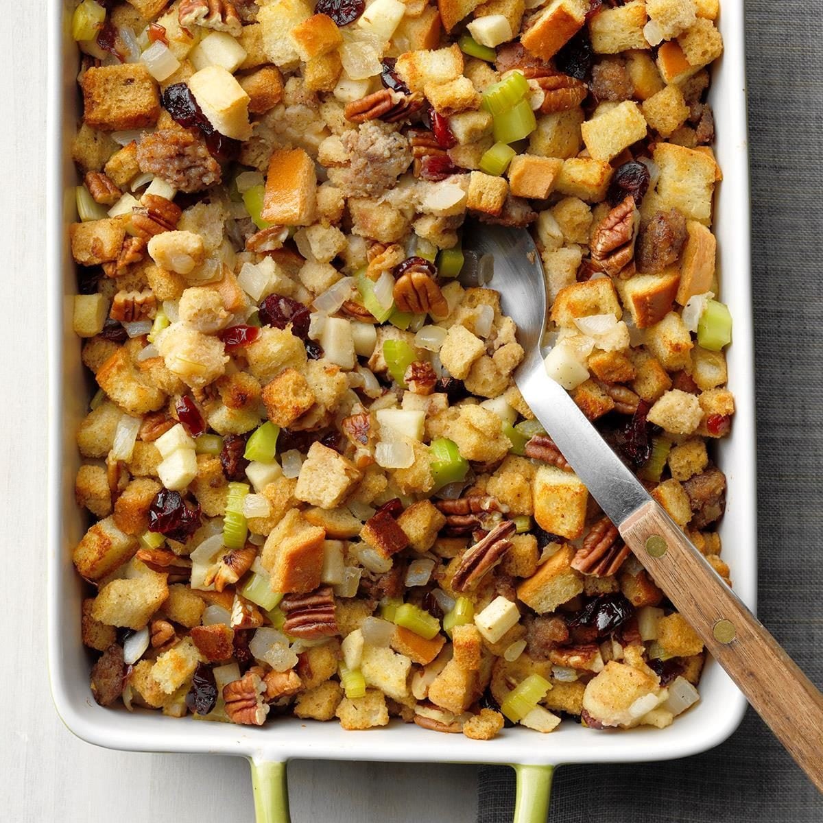 35 Midwestern Thanksgiving Side Dishes You Can’t Miss