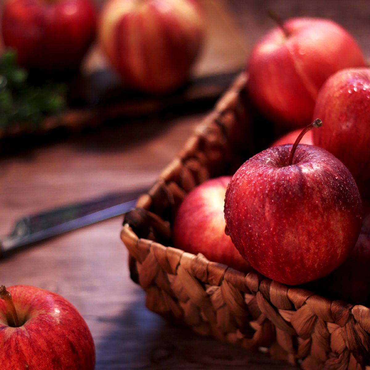 Red juicy apples