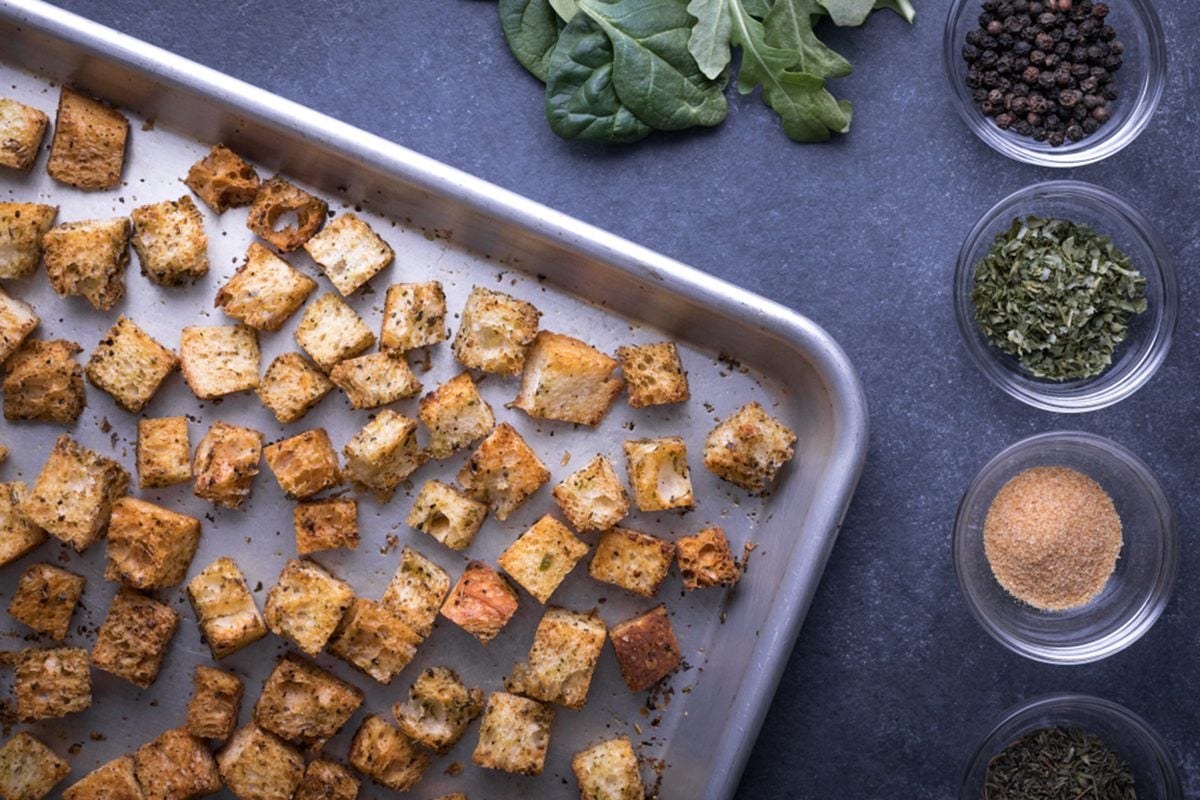 What to Look for Before You Buy a Baking Sheet