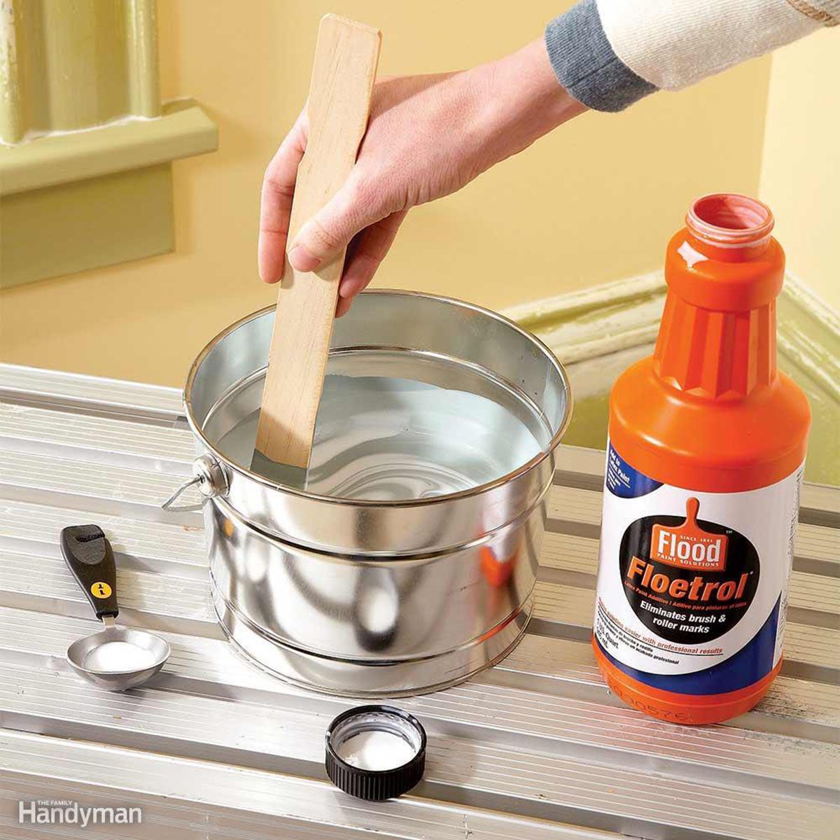 Mixing paint