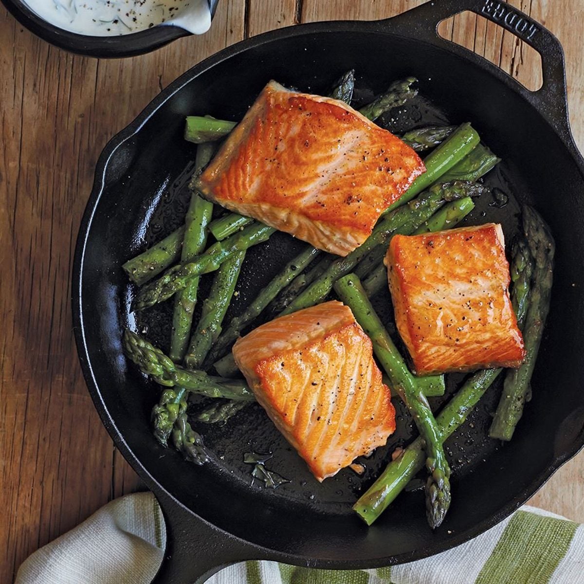 Lodge 10.25 Inch Cast Iron Skillet. Pre-Seasoned Cast Iron Skillet Pan for Stovetop of Oven Use