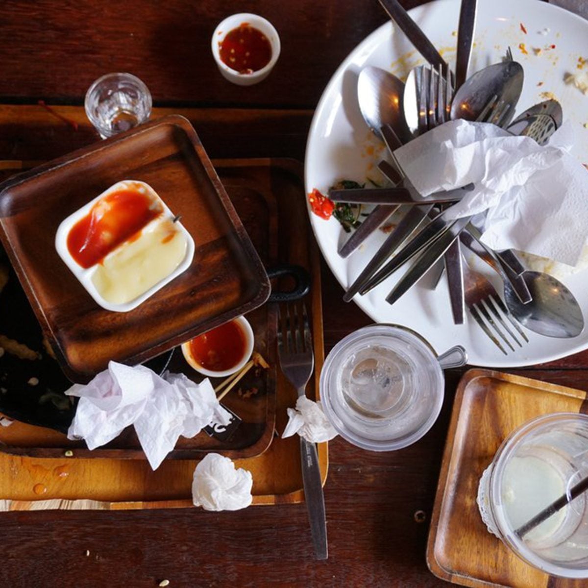 Dirty table