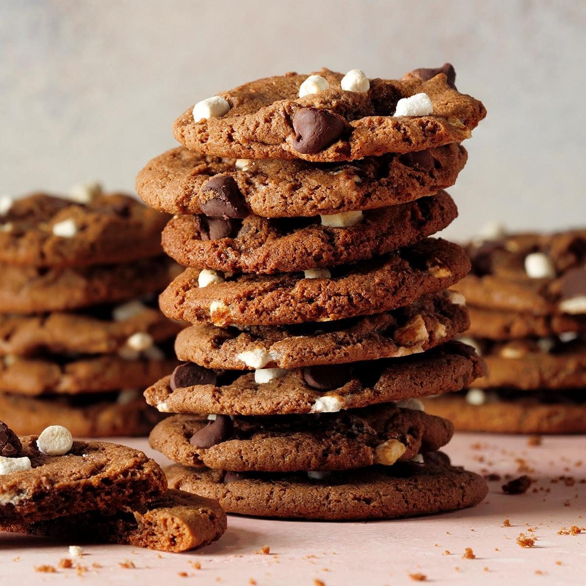 10 Cozy Hot Chocolate Desserts to Enjoy All Winter