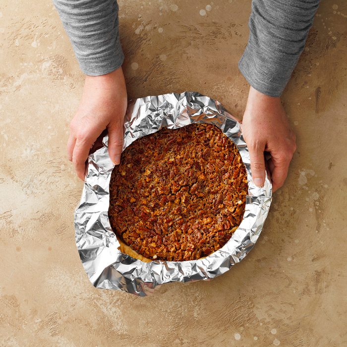 Foil-Covered Crust Trick; How To