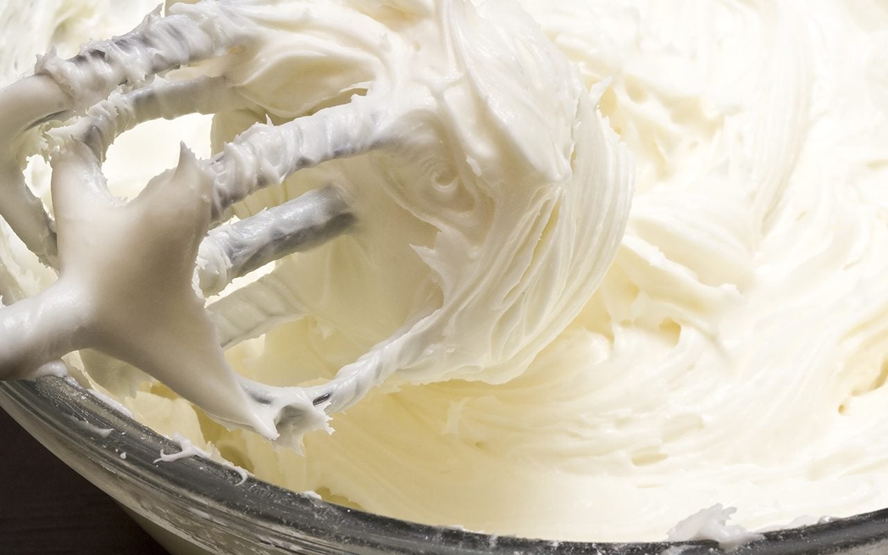 This Is the One Thing You’re Not Doing with Leftover Frosting