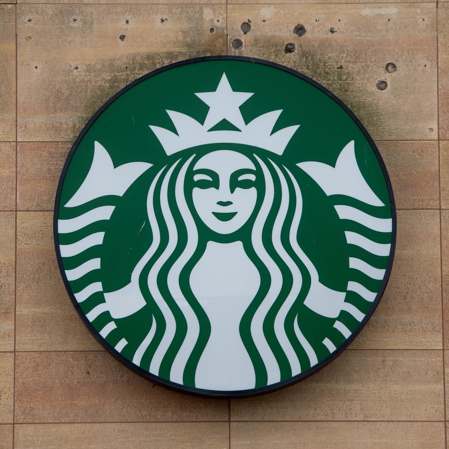 The Hidden Detail on the Starbucks Logo You Never Noticed Before