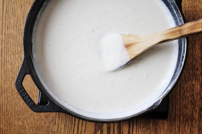 Toh Dolly Parton Gravy Gravy Skillet2 Susan Bronson Jvedit