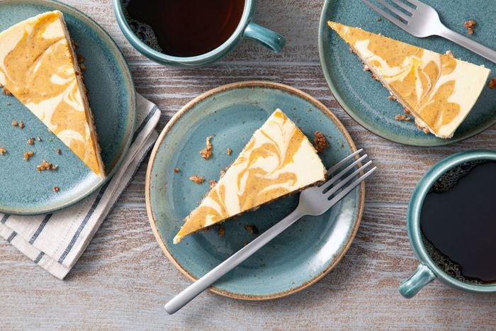 Ft23 125361 Jr 0823 7 Spiced Pumpkin Swirl Cheesecake