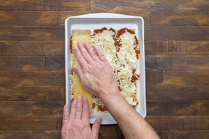 Layering the lasagna