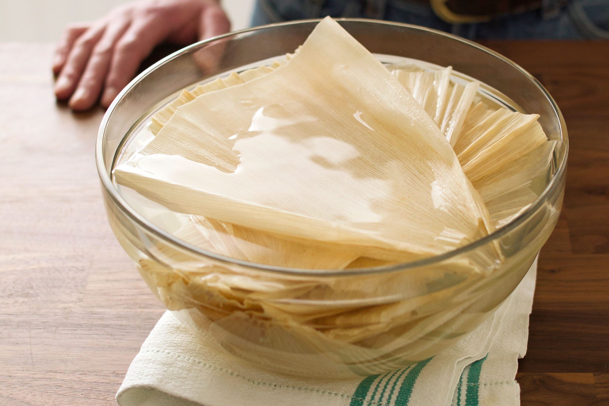 Soak the corn husks