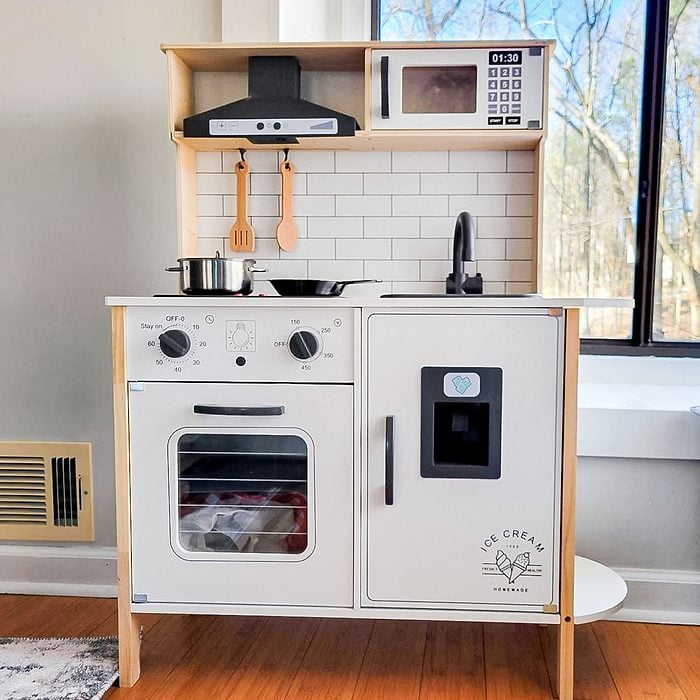 Play Kitchen