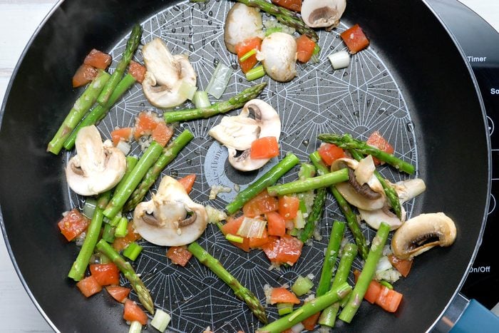 Asparagus 'n' Shrimp With Angel Hair Tohvs20 27517 Bl 07 13 2
