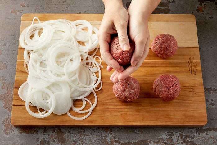 Oklahoma Onion Burgers Tohcom 276897 Dr 06 18 03b