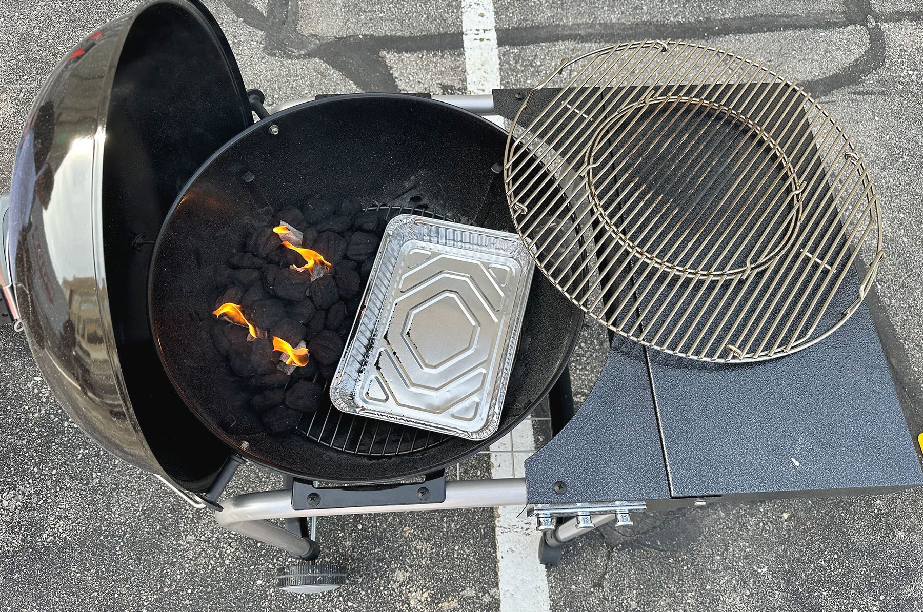  Weber Performer Charcoal Grill 