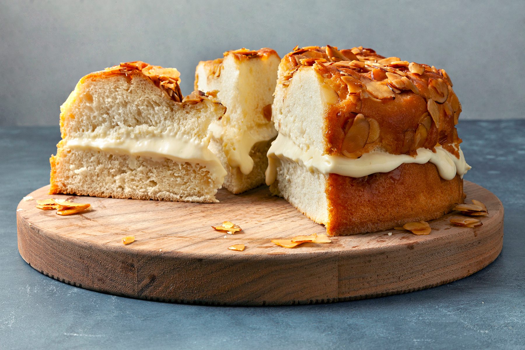 Bee Sting Cake