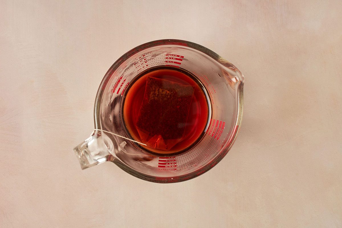 Steep the tea