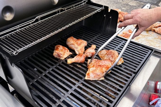 Weber Genesis E325