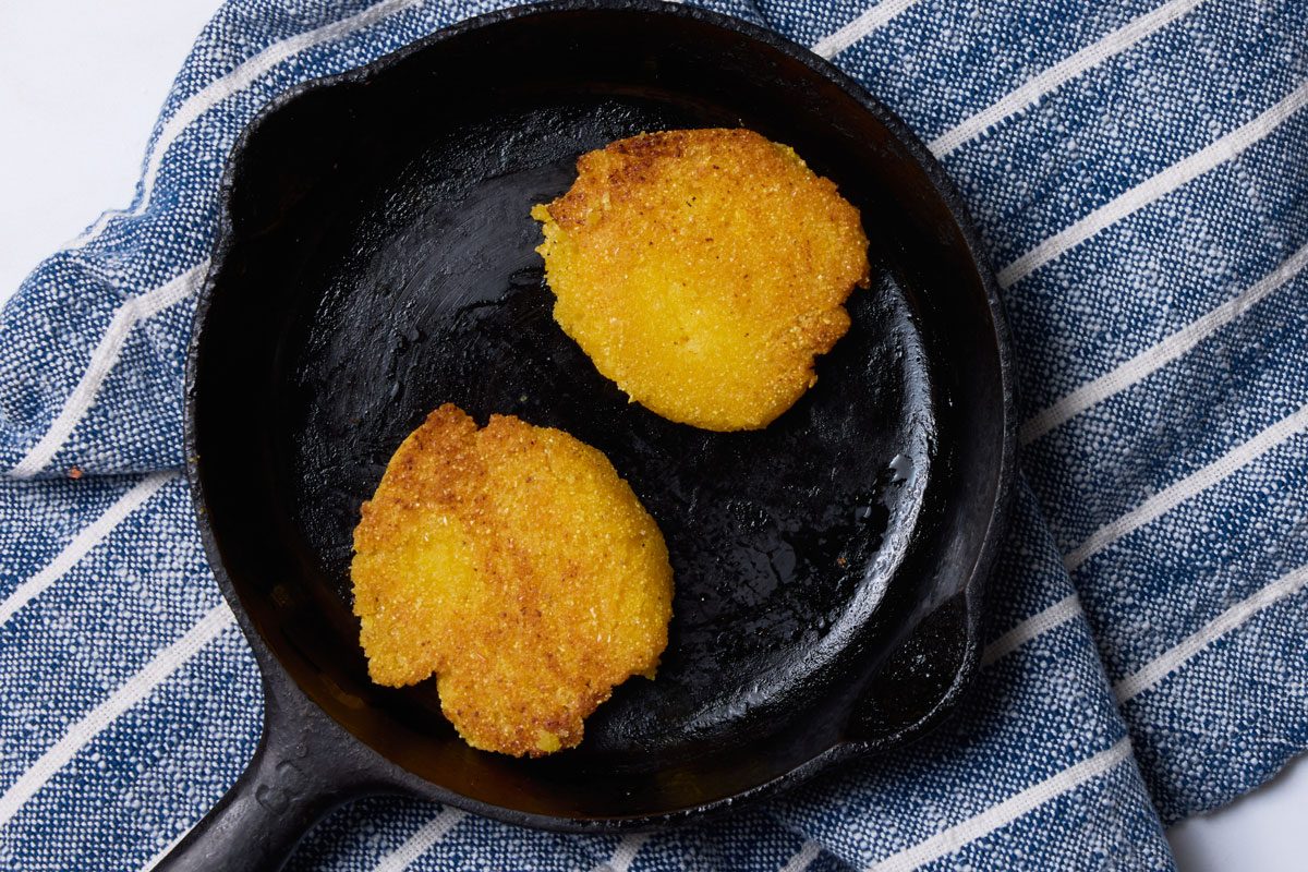 fry the cakes