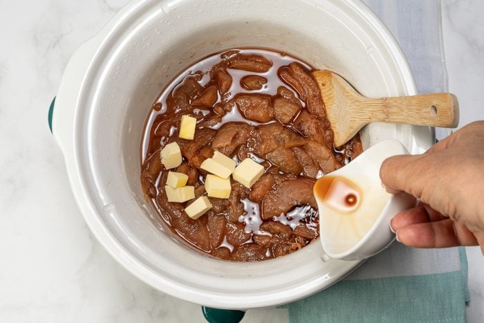 Slow Cooker Apple Sauce