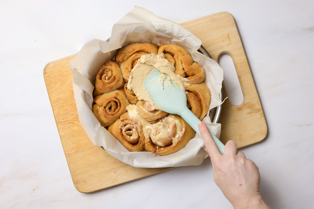 make the frosting