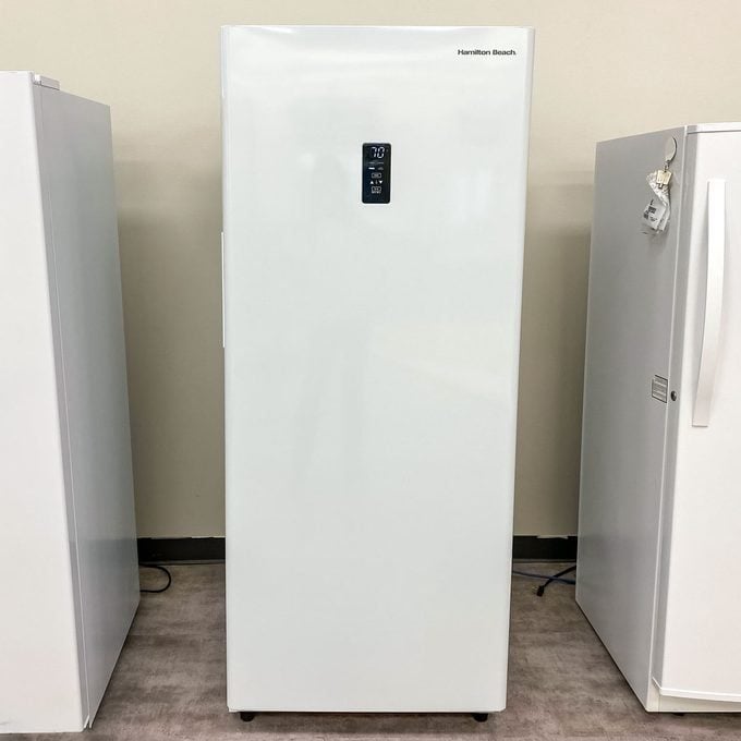 Toha24 Hamilton Beach Upright Freezer Taste Of Home 01 Ksedit 1