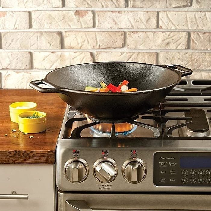 Lodge Pro Logic Wok With Flat Base Ecomm Via Amazon.com E1647004820841