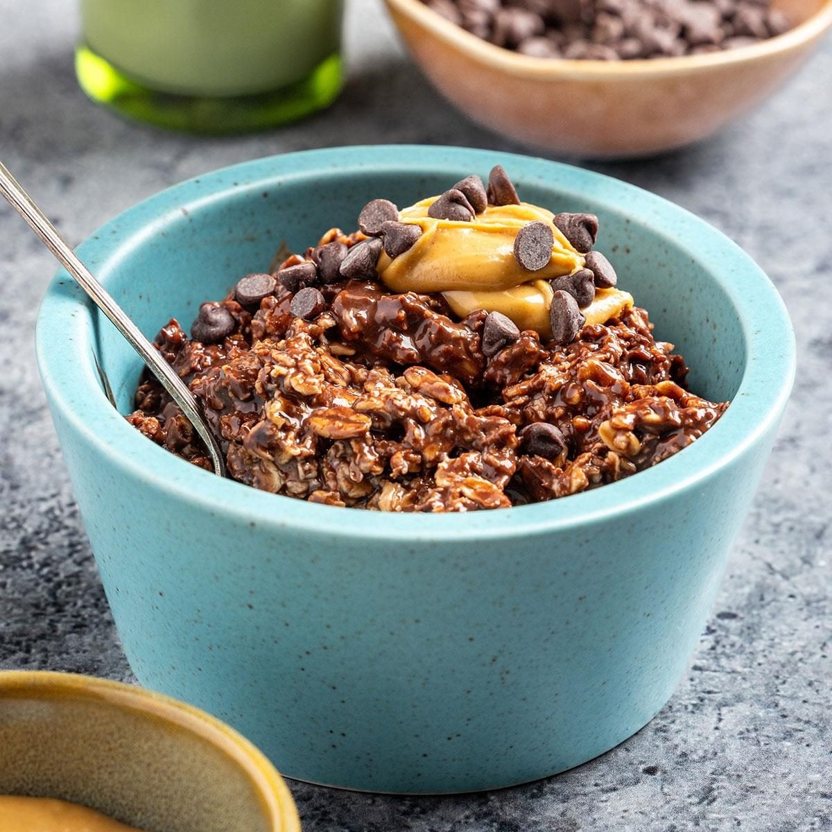 Chocolate Peanut Butter Overnight Oats