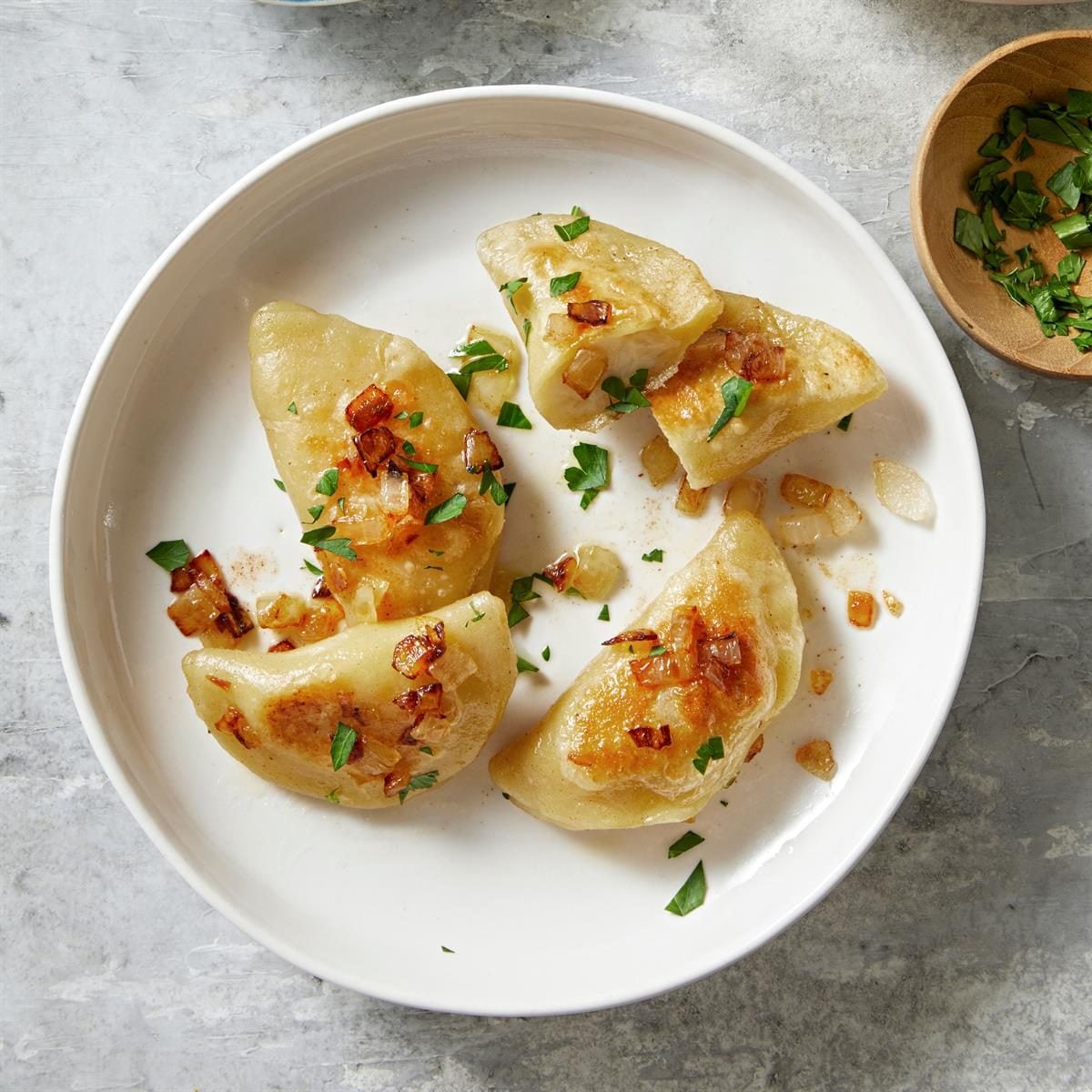 Homemade Pierogi Exps Ft25 117397 Ec 0206 11