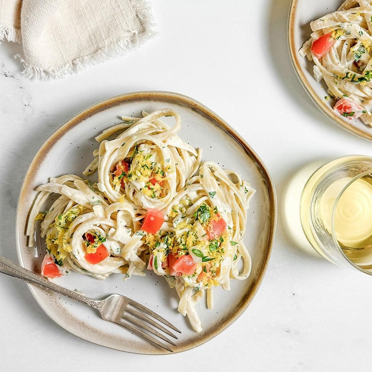 Lemon Garlic Cream Fettuccine Exps Tohd24 176759 Sherisilver 2