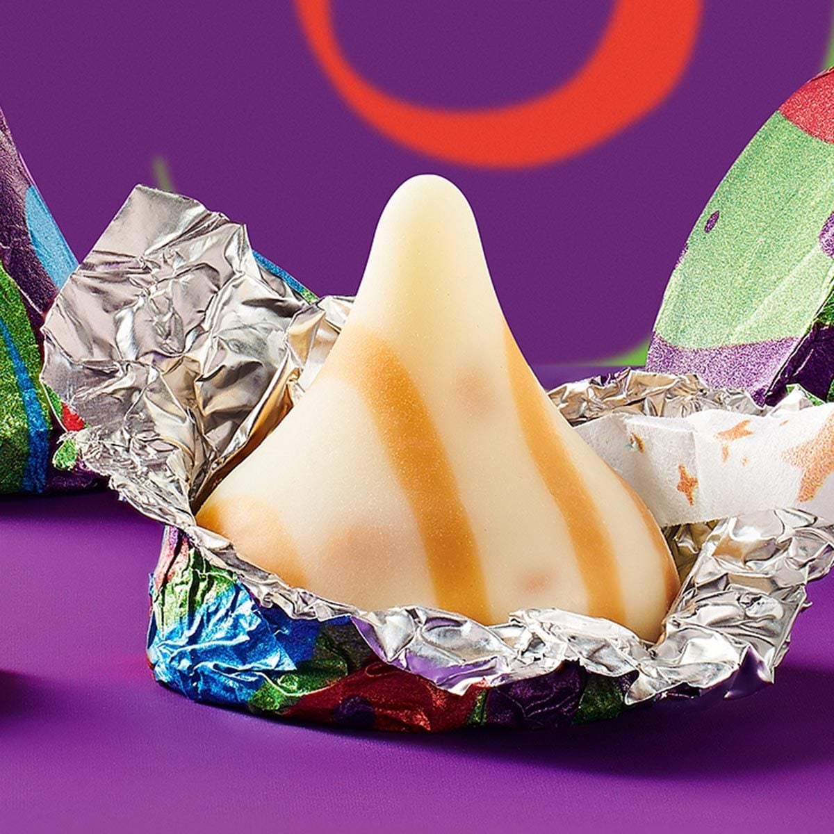 Hershey’s Just Turned Cinnamon Toast Crunch into Kisses, and We Need a Bag ASAP
