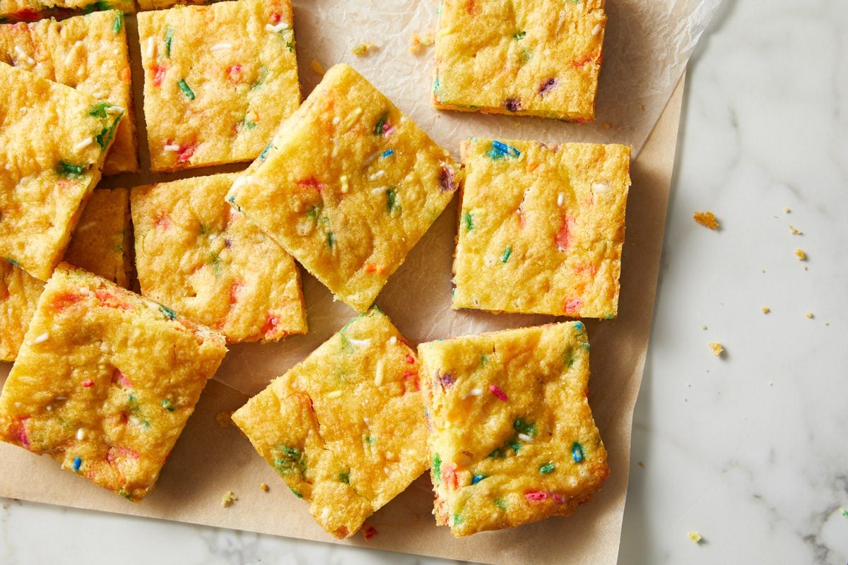 45 Easy-to-Make Dessert Recipes With 5 Ingredients (Or Less!)