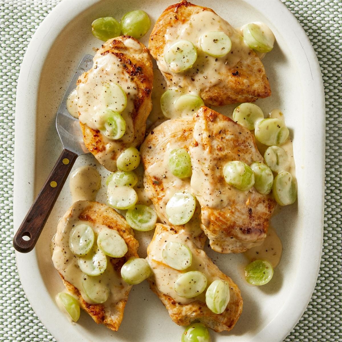 Chicken Veronique