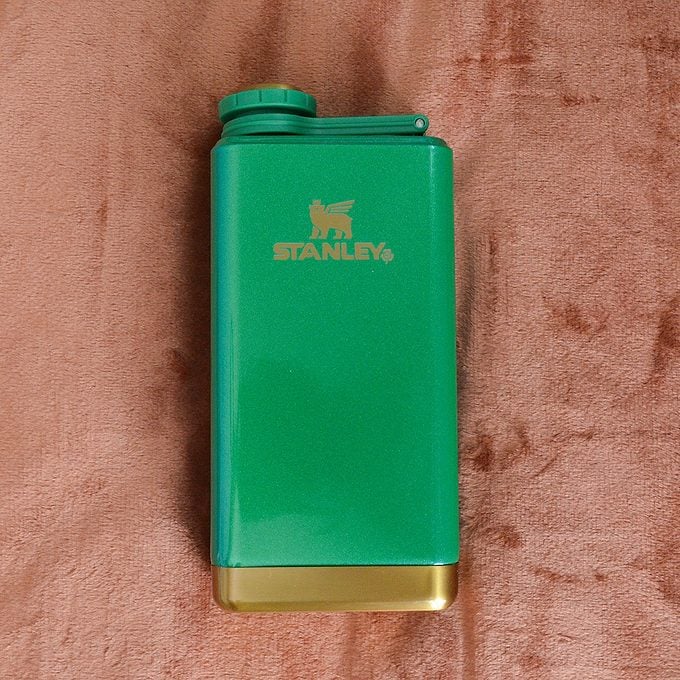 Toha25 Stanley Adventure Pre Party Flask Emily Way 01 Ssedit