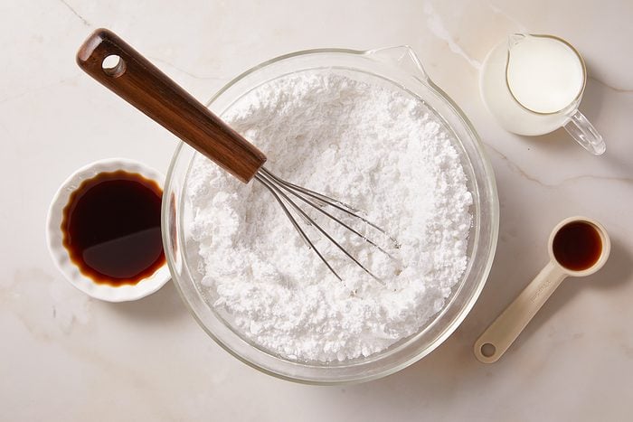 whole milk, espresso, vanilla extract and confectioner’s sugar
