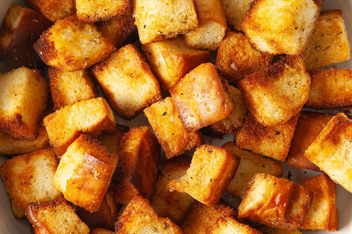 Hawaiian Roll Croutons Tohd25 280585 Sarahtramonte 5