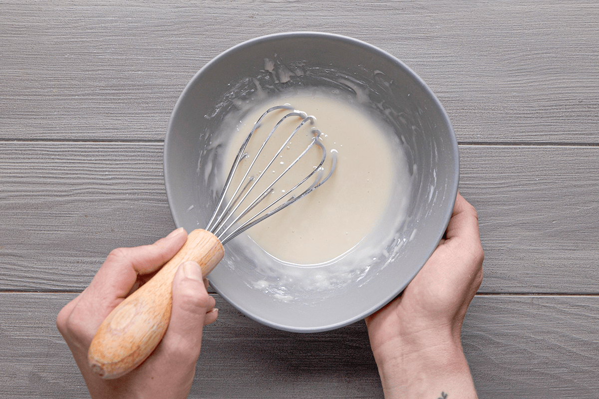 Preparing glaze
