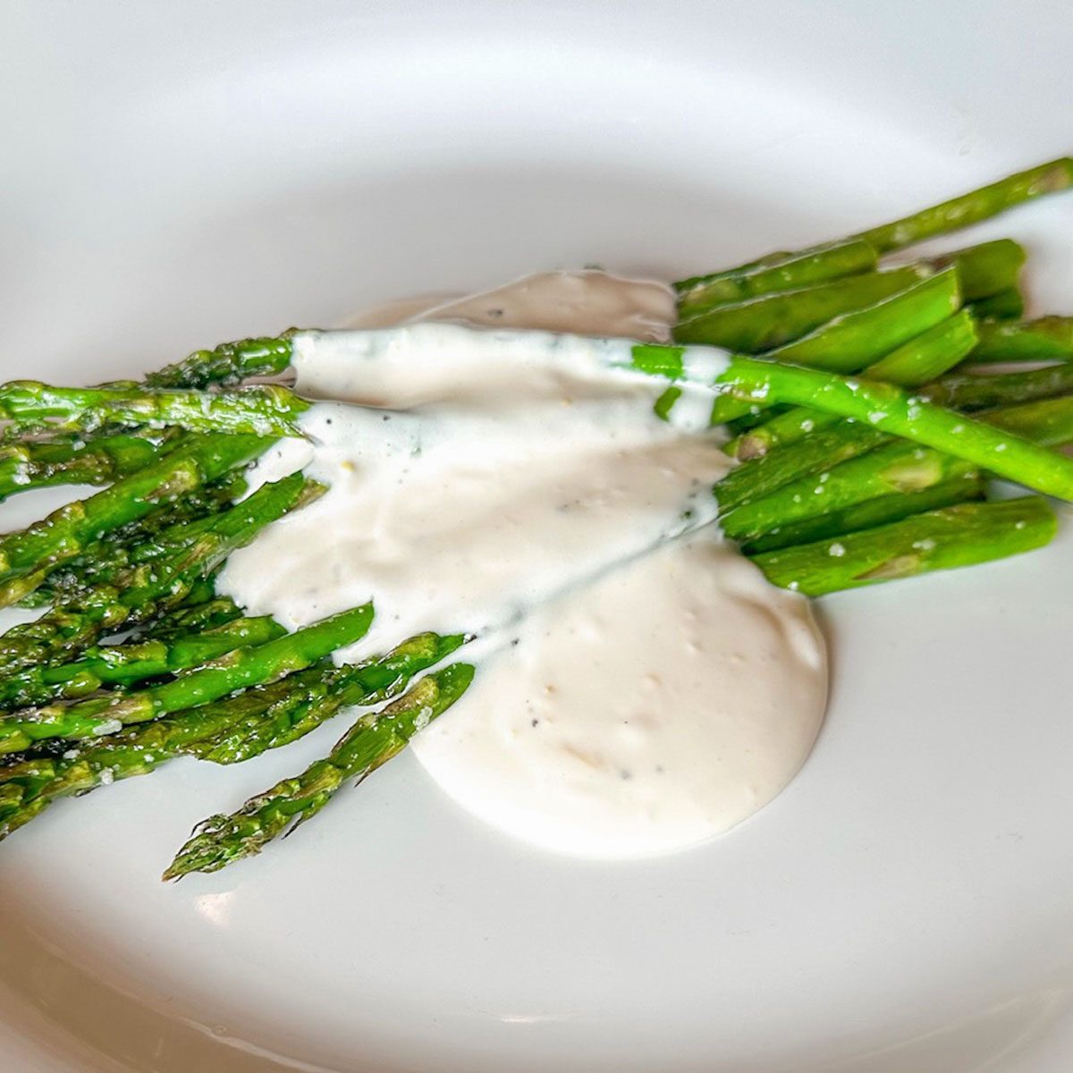 5 Ingredient Hollandaise Sauce Is Perfect For Any Meal Reese Hollandaise 4 Lindsay Parrill For Taste Of Home